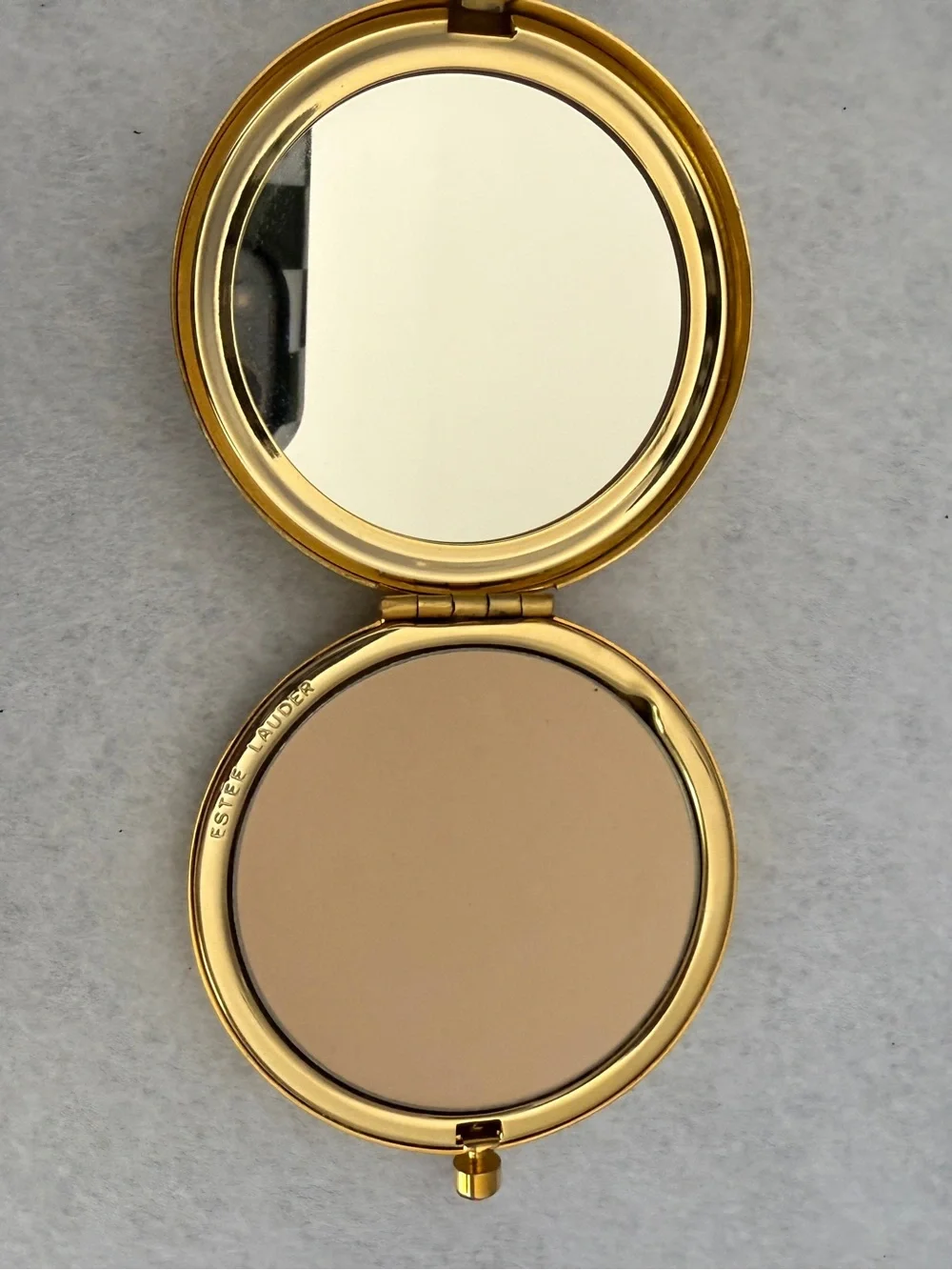 Estee Lauder Gold Compact Translucent Pressed Powder
